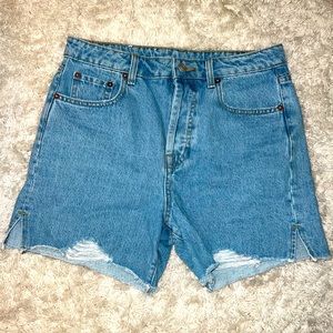 never worn Gianni Bini high waisted mom denim short